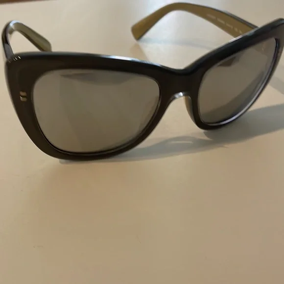 Dolce & Gabbana Gray Sunglasses - Picture 7 of 11
